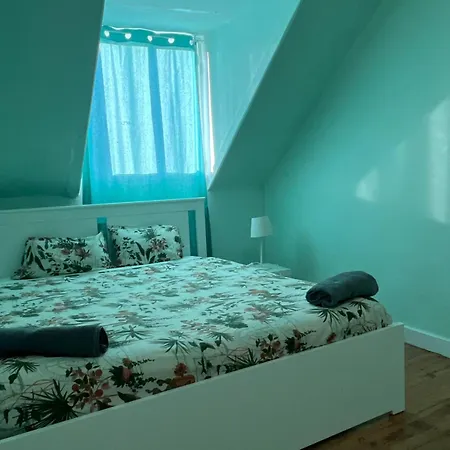 Pensión Lime Stone *