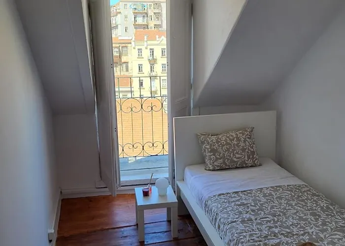 Πανσιόν Lime Stone *