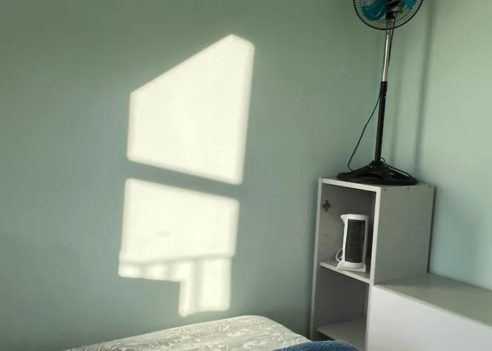 Lime Stone Πανσιόν *