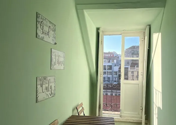 Πανσιόν Lime Stone