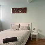 Lime Stone בית הארחה ליסבון